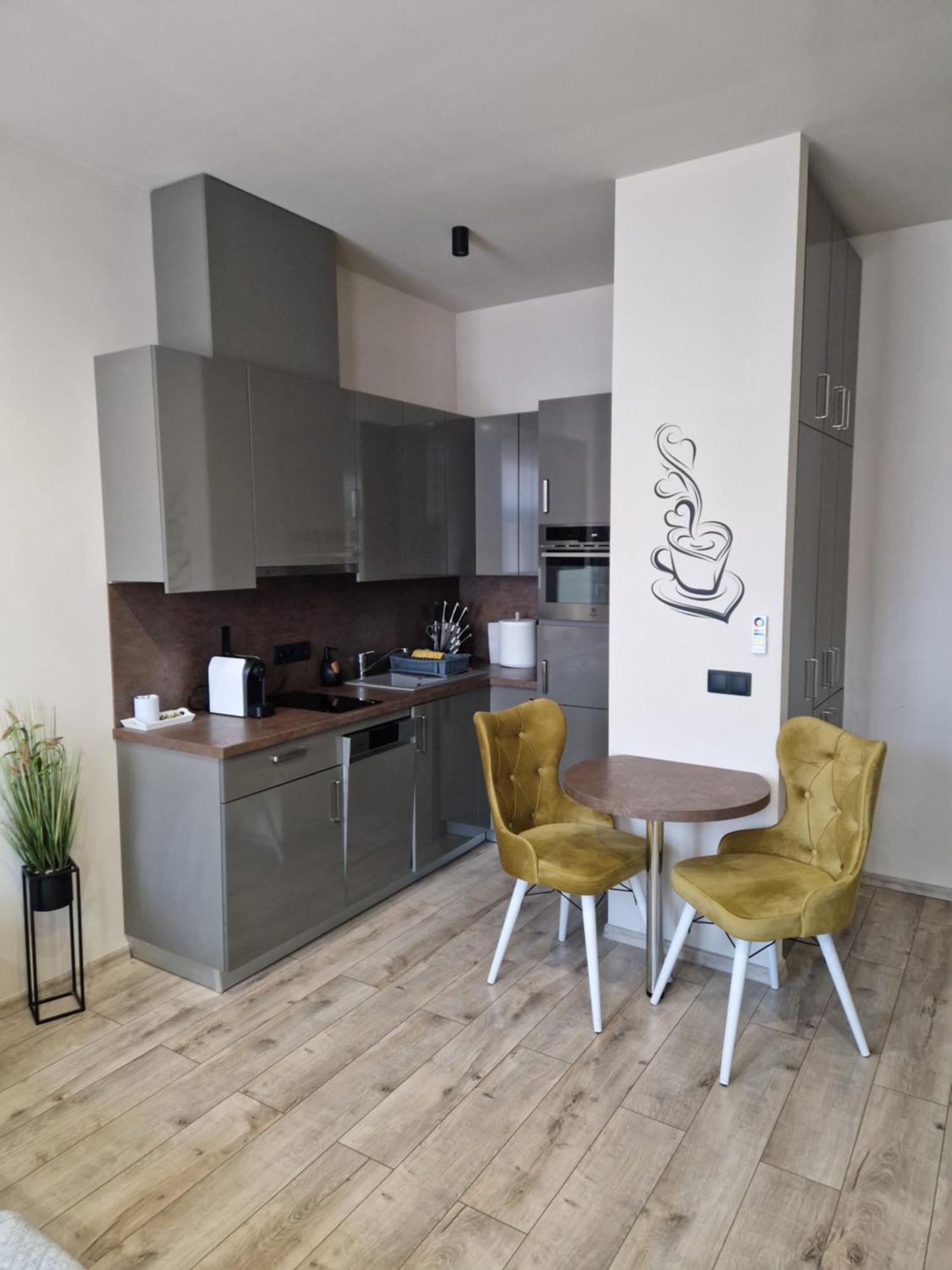 Silver Dawn Apartments Szeged Habitación foto